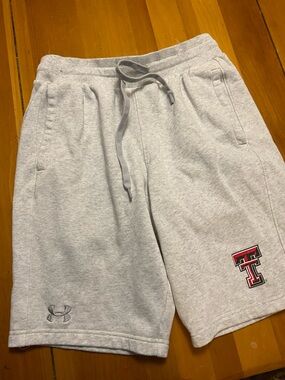 Under Armour Men’s Light Gray Athletic Shorts with Texas Tech Logo